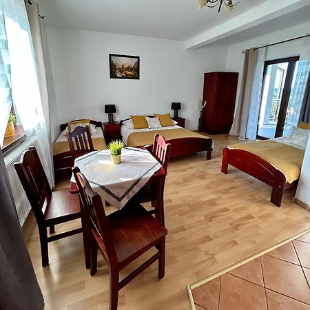 Pokoje Goscinne U Wioli Zakopane Exteriör bild